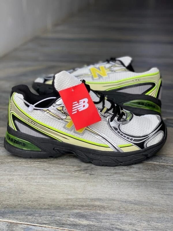 New Balance Sneakers – Image 15