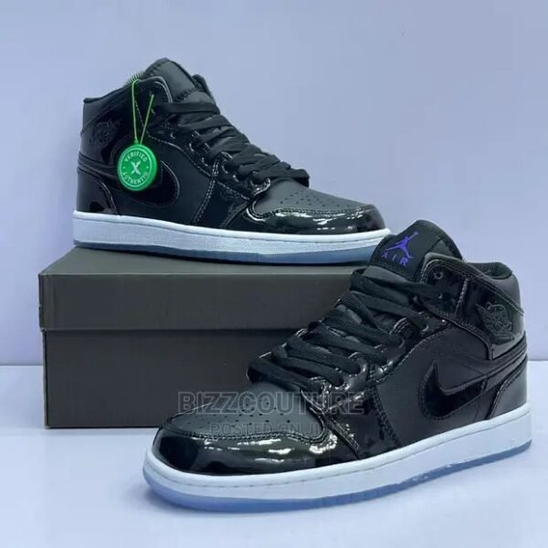 Air Jordan 1 Retro – Image 2