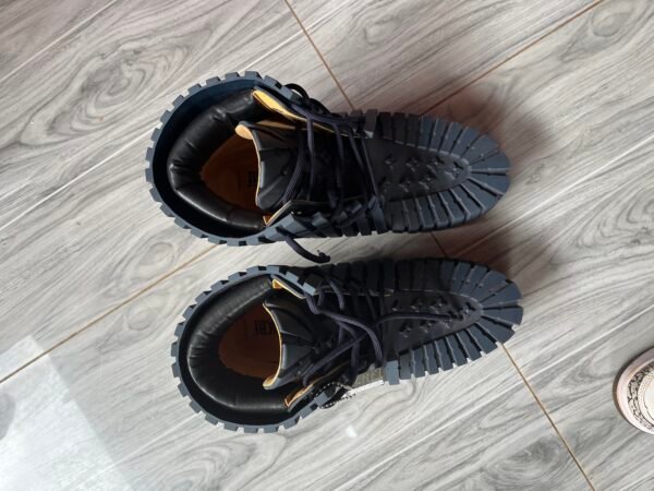 Chaussures Montantes – Image 3