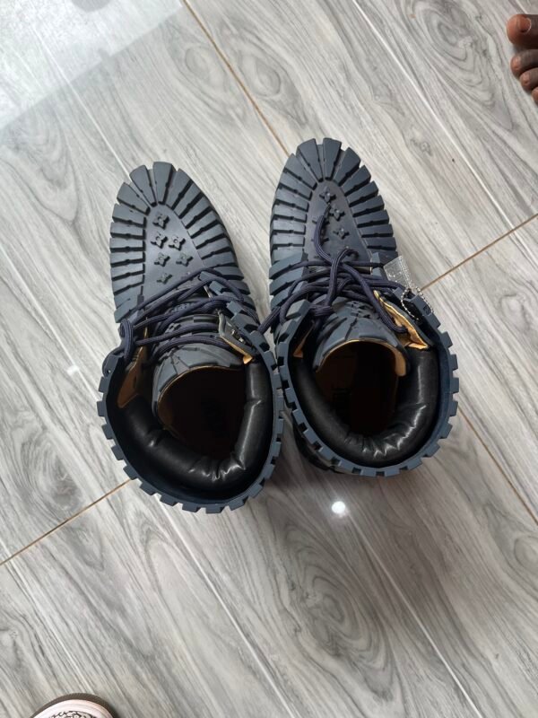 Chaussures Montantes – Image 2