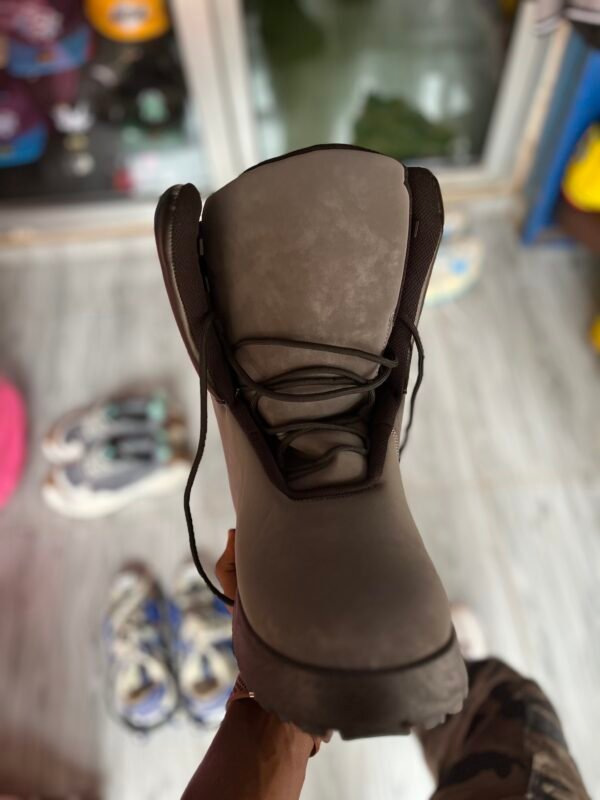 Chaussures Montantes – Image 3