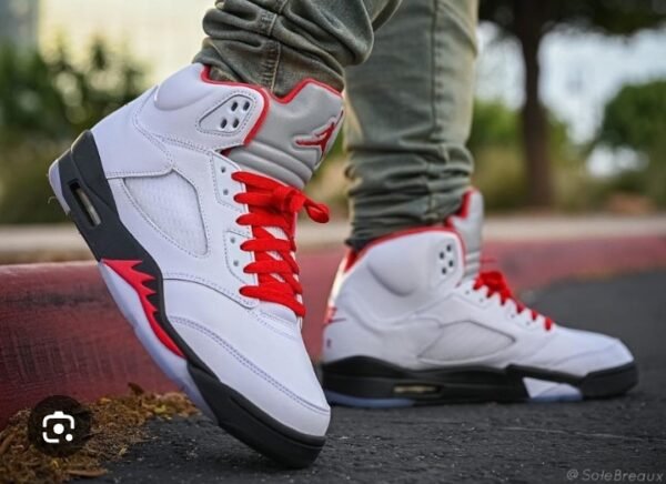 Air Jordan 5 Retro . – Image 11