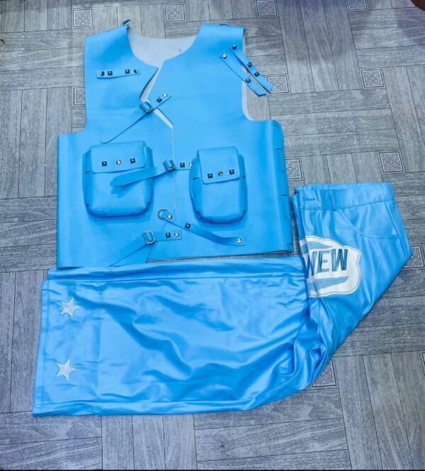 Ensemble Streetwear "Hand Cut" Bleu Ciel Édition Artistique