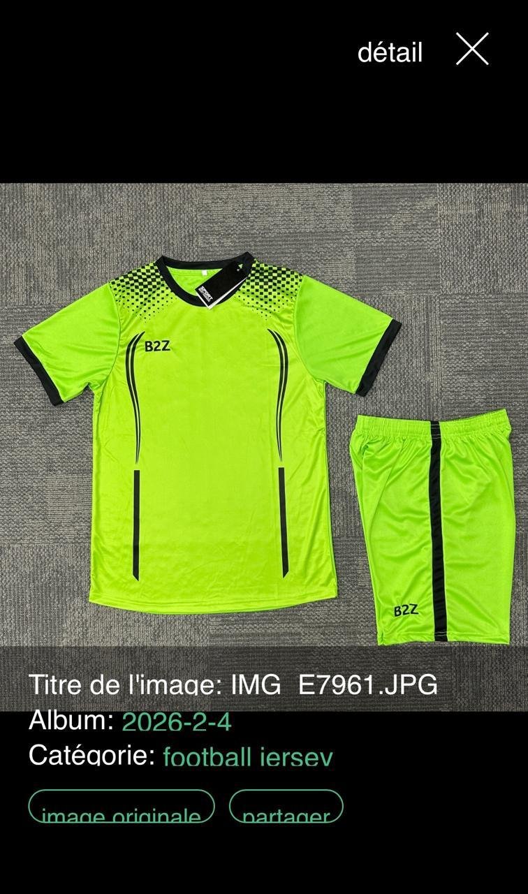 Maillot de Football – Style Sportif et Moderne – Image 2