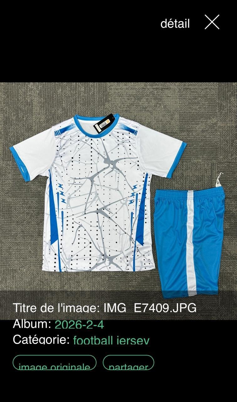 Maillot de Football – Style Sportif et Moderne – Image 2